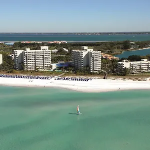 4* Resort At Club